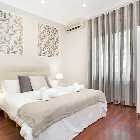 Stay U-Nique Apartments Calvet-3